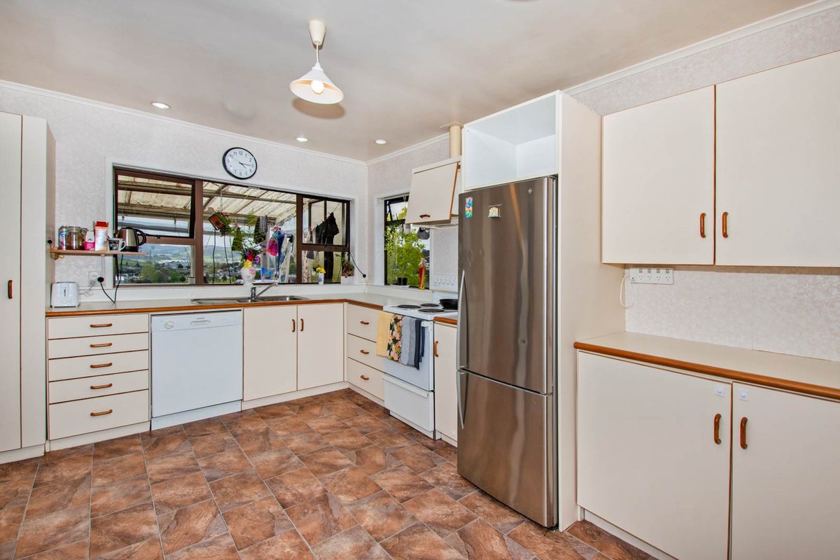 19 Anzac Road, Morningside, Whangarei - Carousel 2