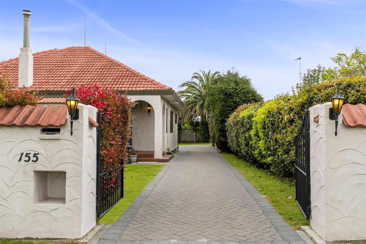 155 Edgecumbe Road, Tauranga South, Tauranga - Carousel 2