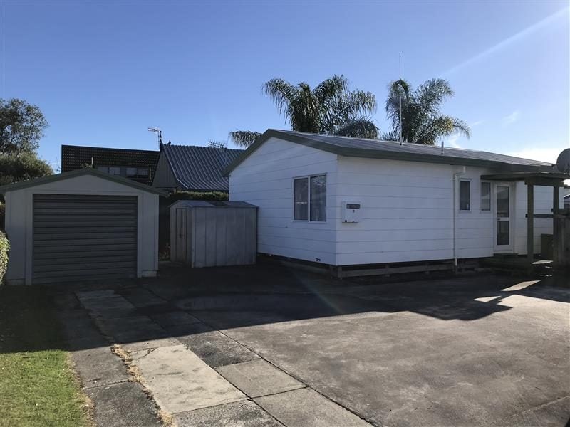 1/38 Bowling Road, Greenmeadows, Napier - Carousel 1