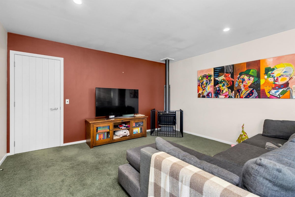 70 Denmark Street, Fairlie, Fairlie - Carousel 2