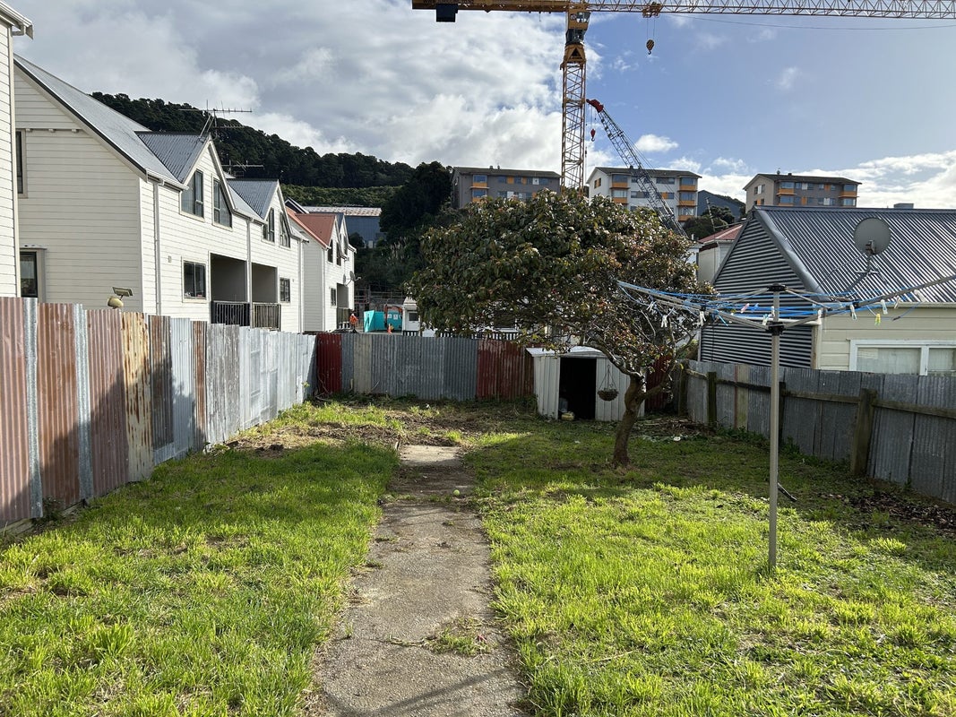 218 Adelaide Road, Newtown, Wellington - Carousel 12