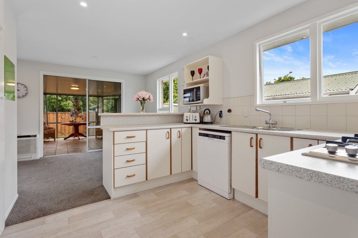 2 Lacy Gate Place, Woodend, Woodend - Carousel 2