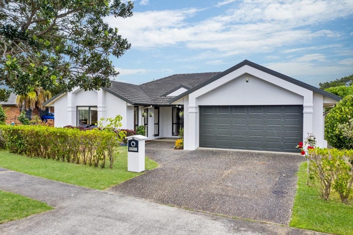 54 Kittiwake Drive, Schnapper Rock, Auckland - Carousel 1