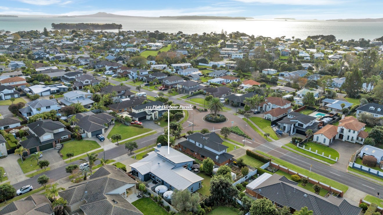123 Pine Harbour Parade, Beachlands, Auckland - Carousel 42