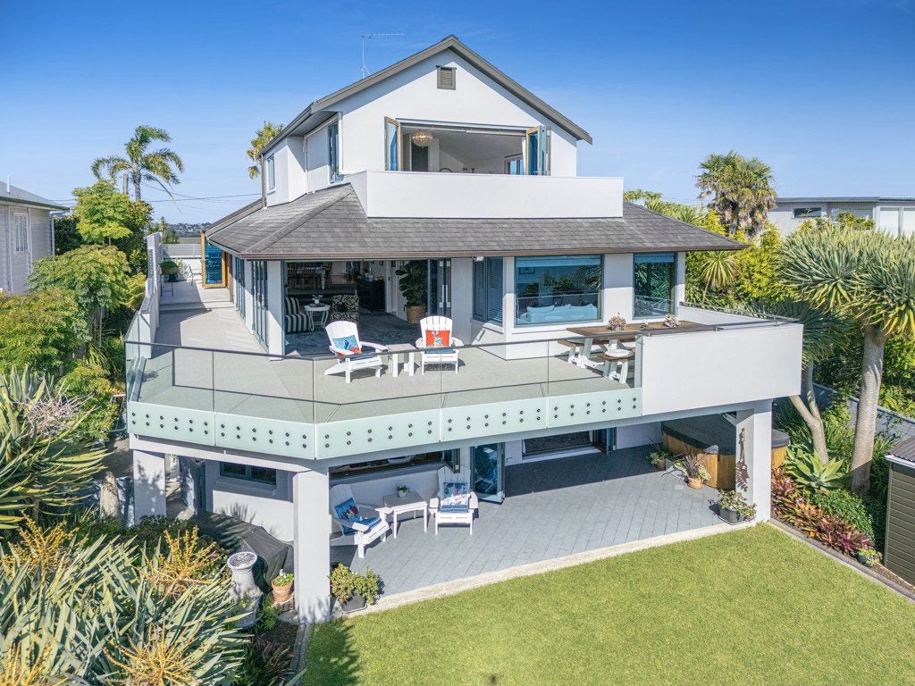 54 Ardern Avenue, Stanmore Bay, Whangaparaoa - Carousel 2
