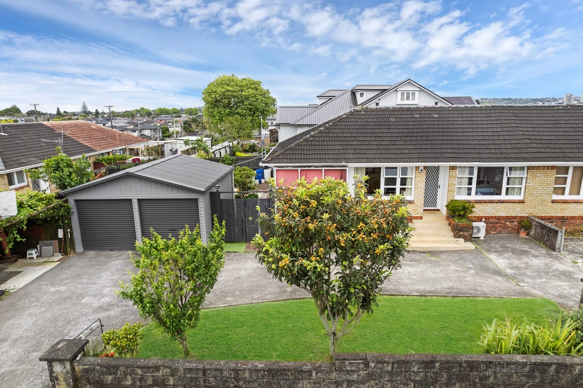 1/116 Wallace Road, Papatoetoe, Manukau City, Auckland - Carousel 1