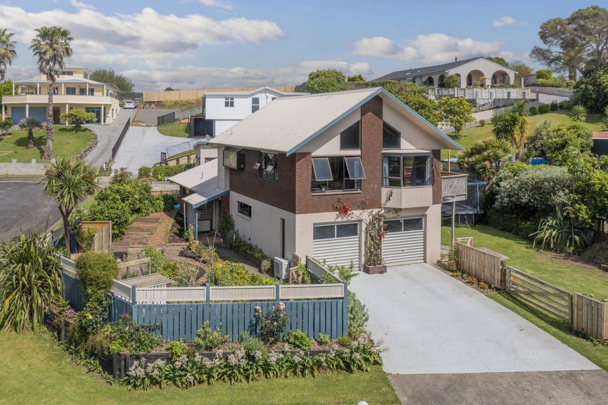 23 Pohutukawa Drive, Athenree, Katikati - Carousel 2