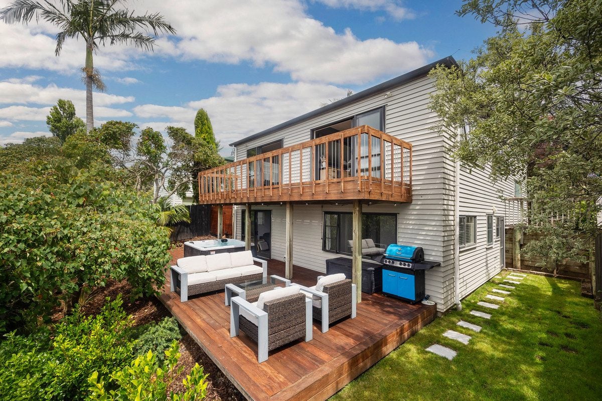 47A Ngatiawa Street, One Tree Hill, Auckland - Carousel 2