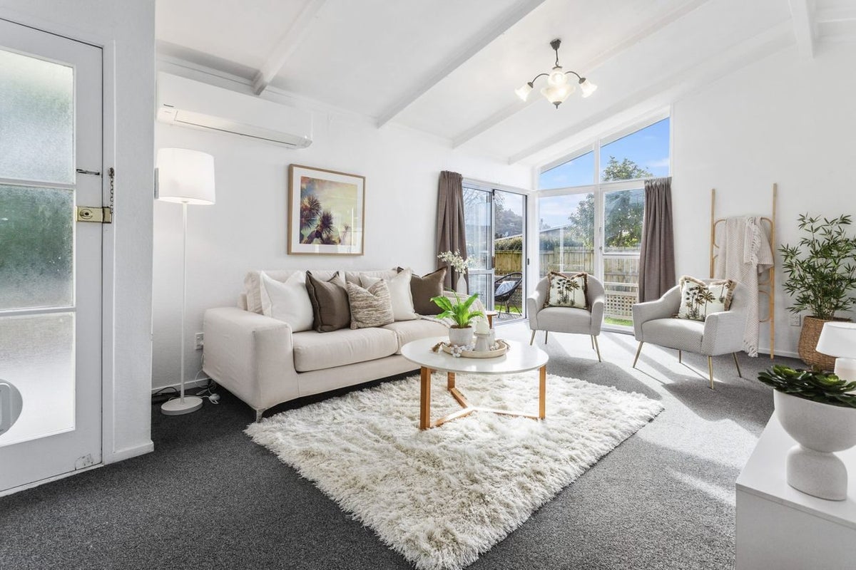 106 Lauderdale Road, Birkdale, Auckland - Carousel 2