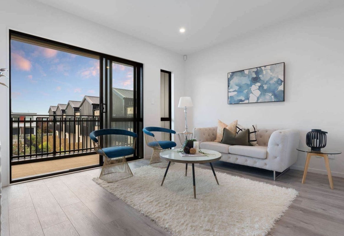 9 Pungarehu Loop, Mount Wellington, Auckland - Carousel 2