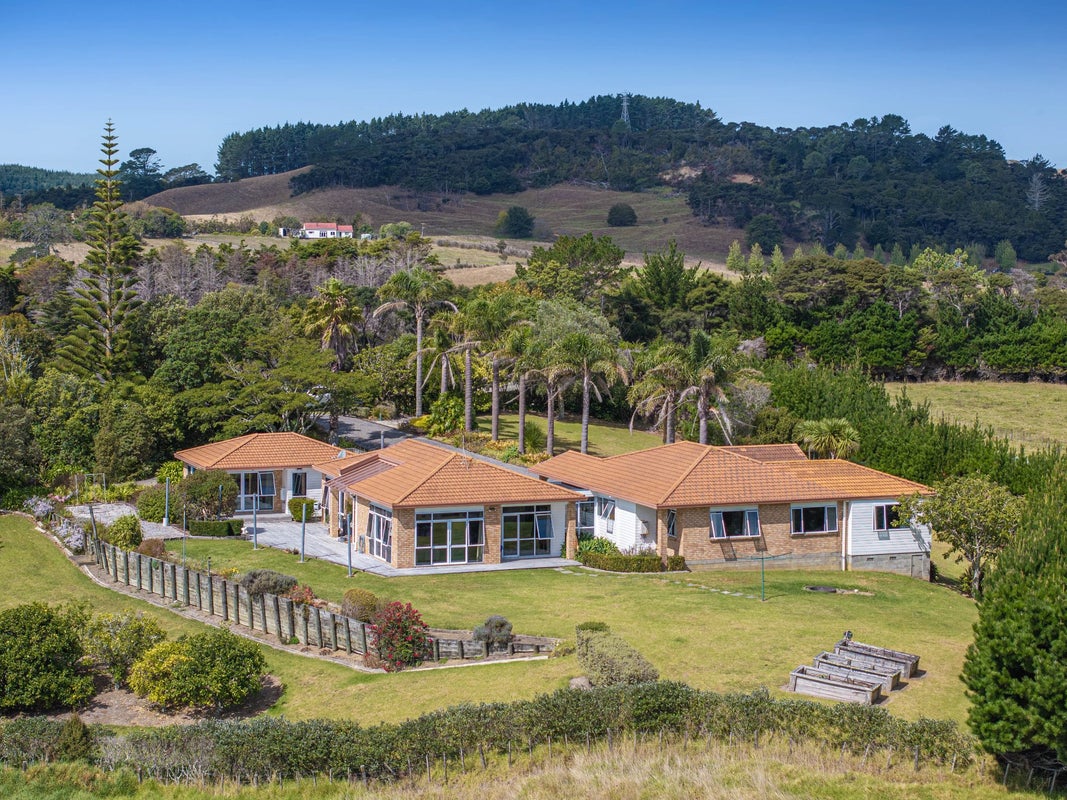 13 Basil Orr Road, Warkworth - Carousel 1