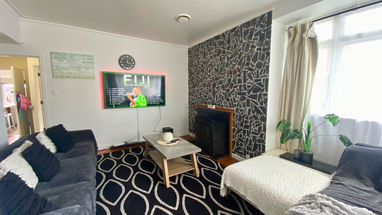 1/25 Bledisloe Street, Papatoetoe, Auckland - Carousel 2
