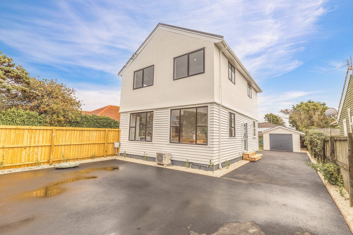 62 Collingwood Street, New Brighton, Christchurch - Carousel 1