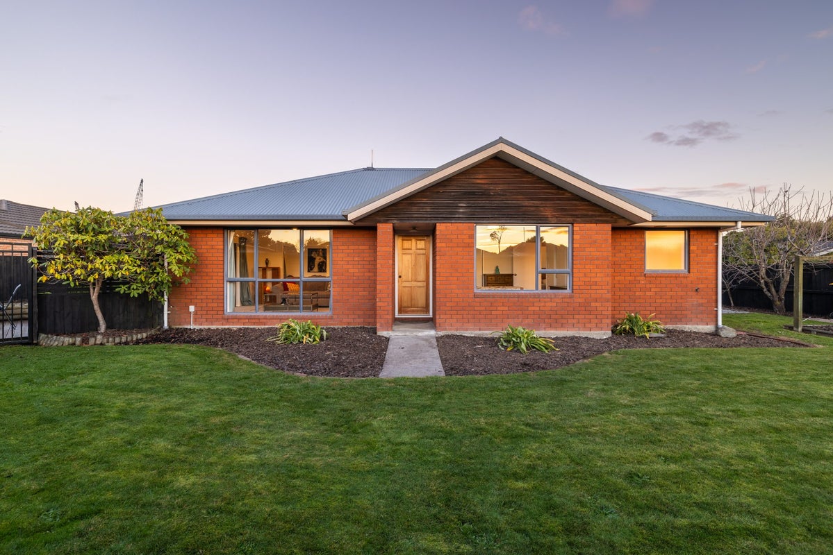 1 Munich Place, Bromley, Christchurch - Carousel 27