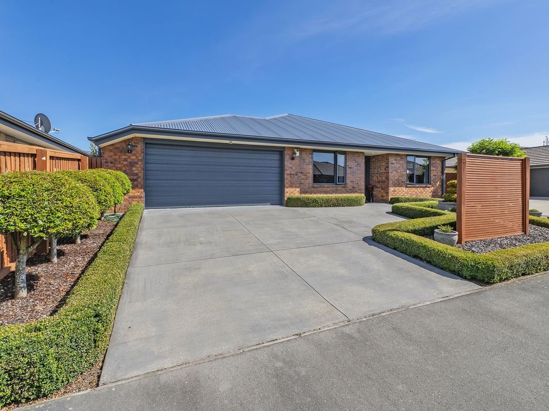 16 Globe Bay Drive, Templeton, Christchurch - Carousel 2