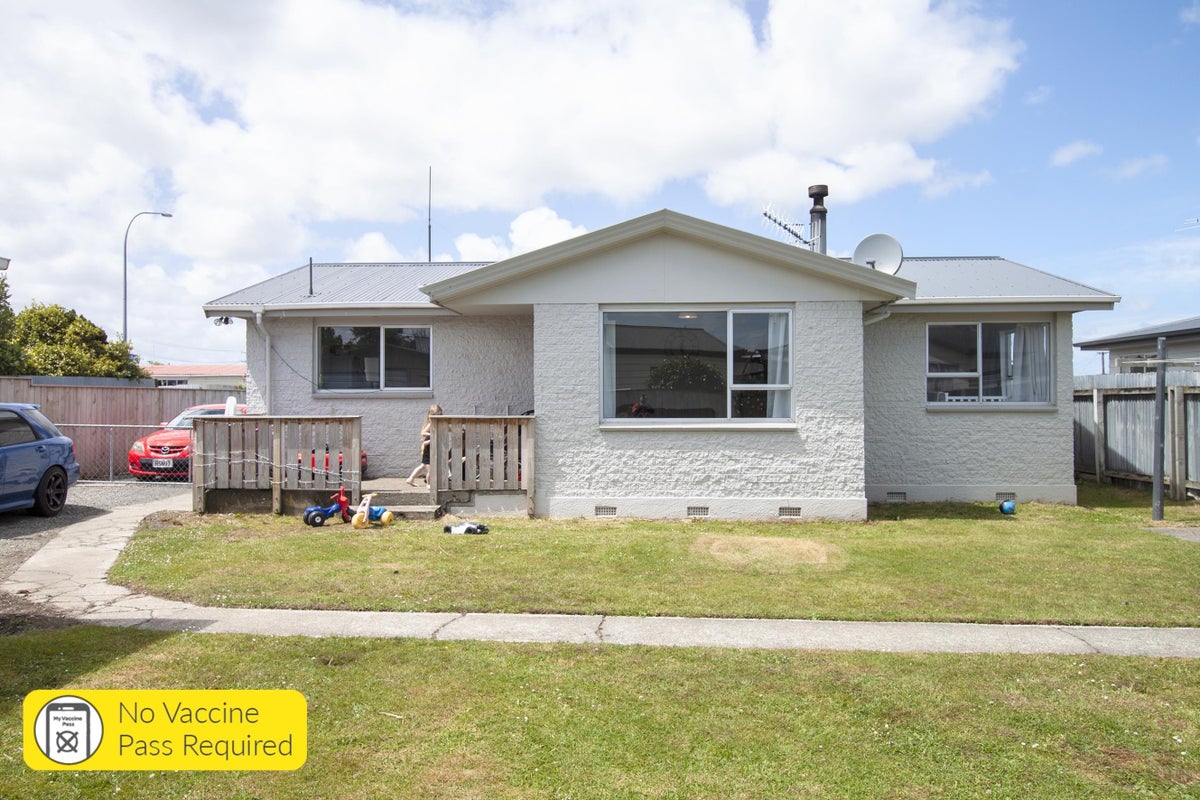 18 Boyne Street, Clifton, Invercargill - Carousel 1