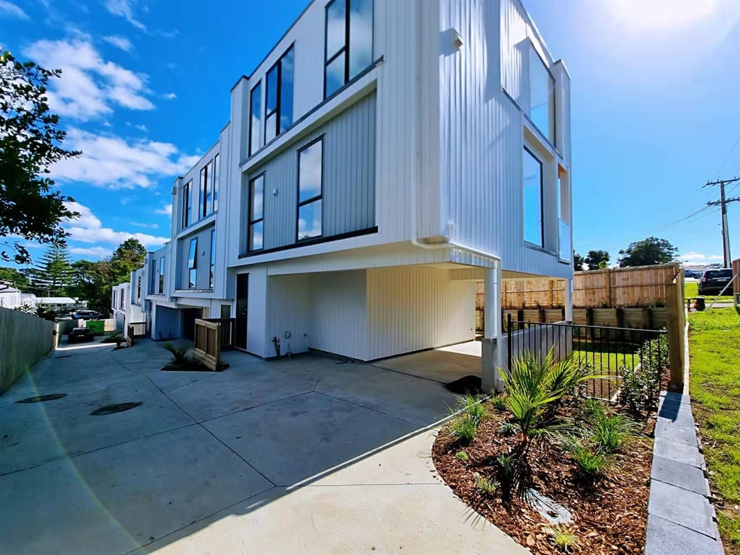 6/278 East Coast Road, Forrest Hill, Auckland - Carousel 1