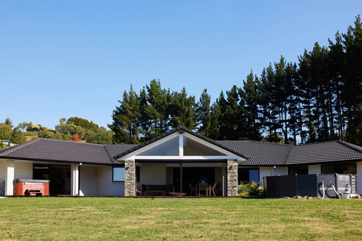 180C CRAWFORD Road , Minden, Tauranga - Carousel 2