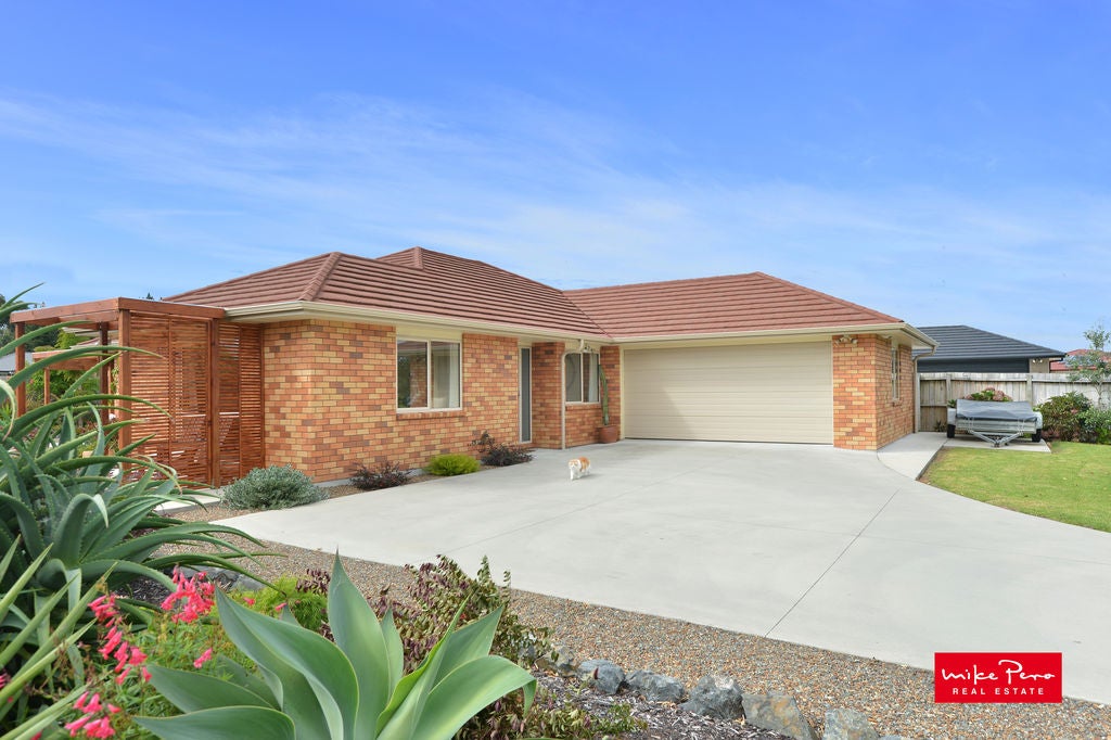 14 Flax Street, Ruakaka - Carousel 1