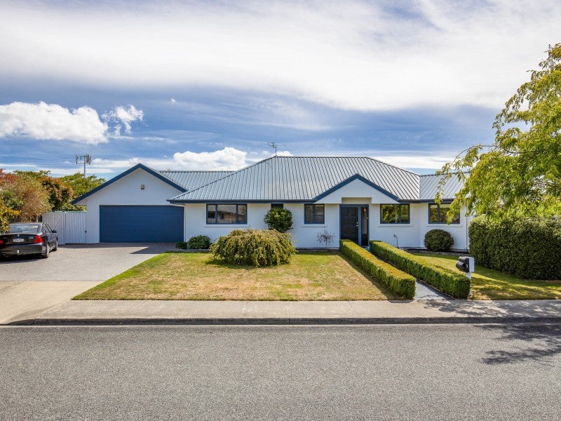 2 Paget Drive, Woodend, Woodend - Carousel 1