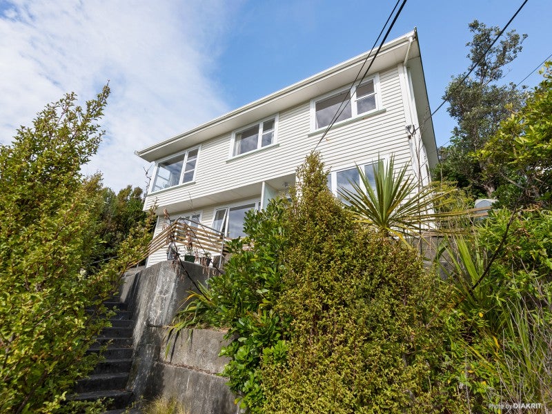 160 Pembroke Road, Wilton, Wellington - Carousel 1