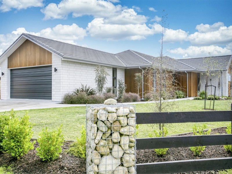 86 Solway Crescent, Solway, Masterton - Carousel 2