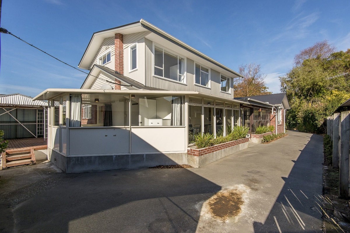 76 Sawyers Arms Road, Northcote, Christchurch - Carousel 1