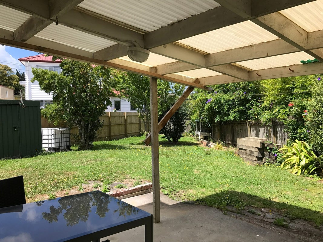 173 View Road, Sunnyvale, Auckland - Carousel 16