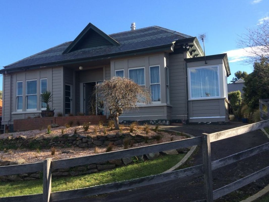 3 Beaumont Road, Belleknowes, Dunedin - Carousel 1