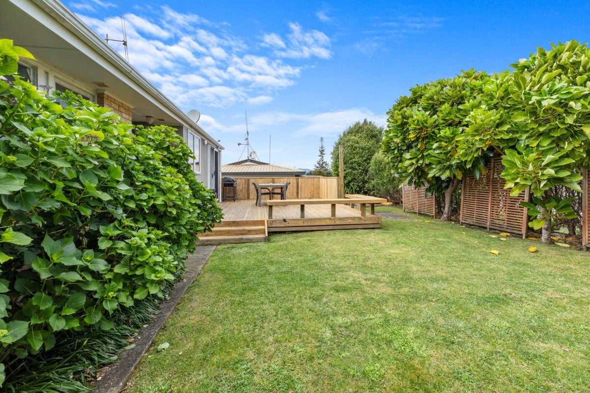 38 The Drive, Brookfield, Tauranga - Carousel 2