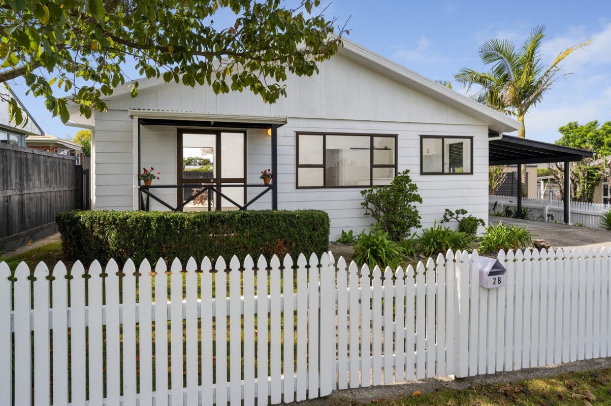2B Bell Street, Judea, Tauranga - Carousel 1
