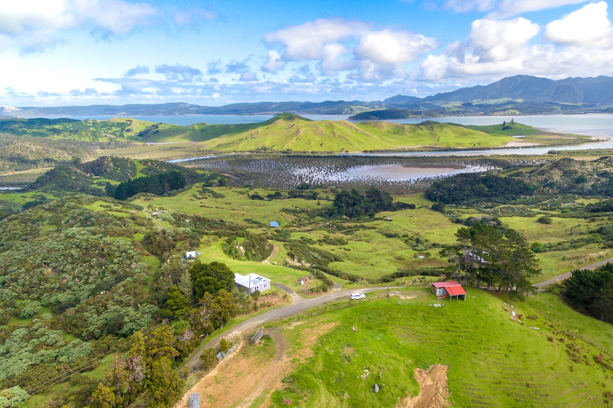341 Opara Road, Oue, Kaikohe - Carousel 23