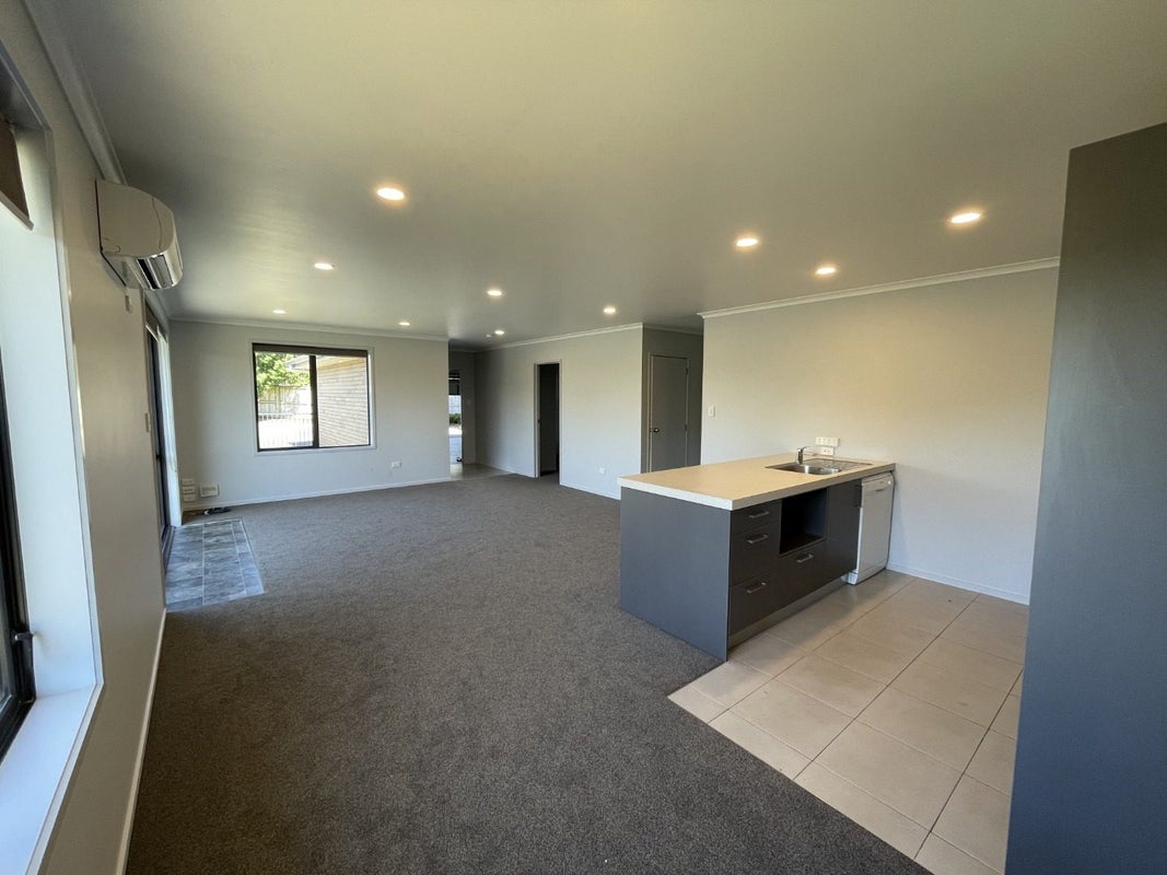 36B Doone Street, Lynmouth, New Plymouth - Carousel 2
