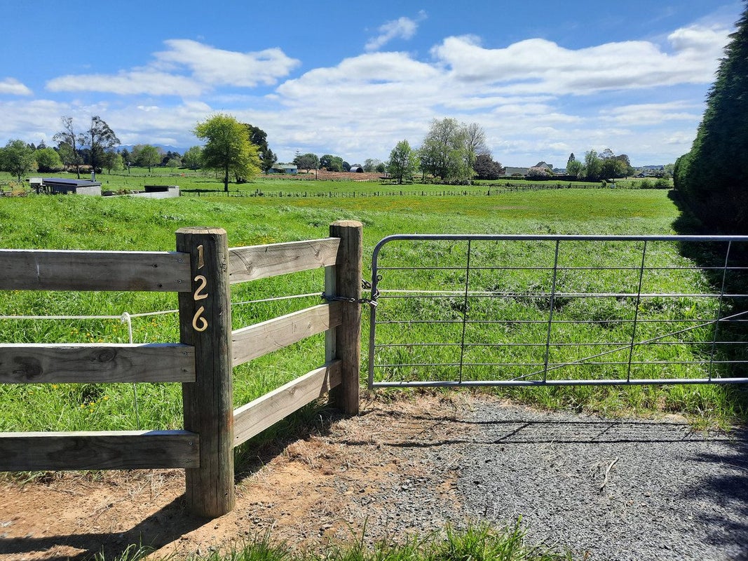 126 Flat Road, Kihikihi, Te Awamutu - Carousel 1