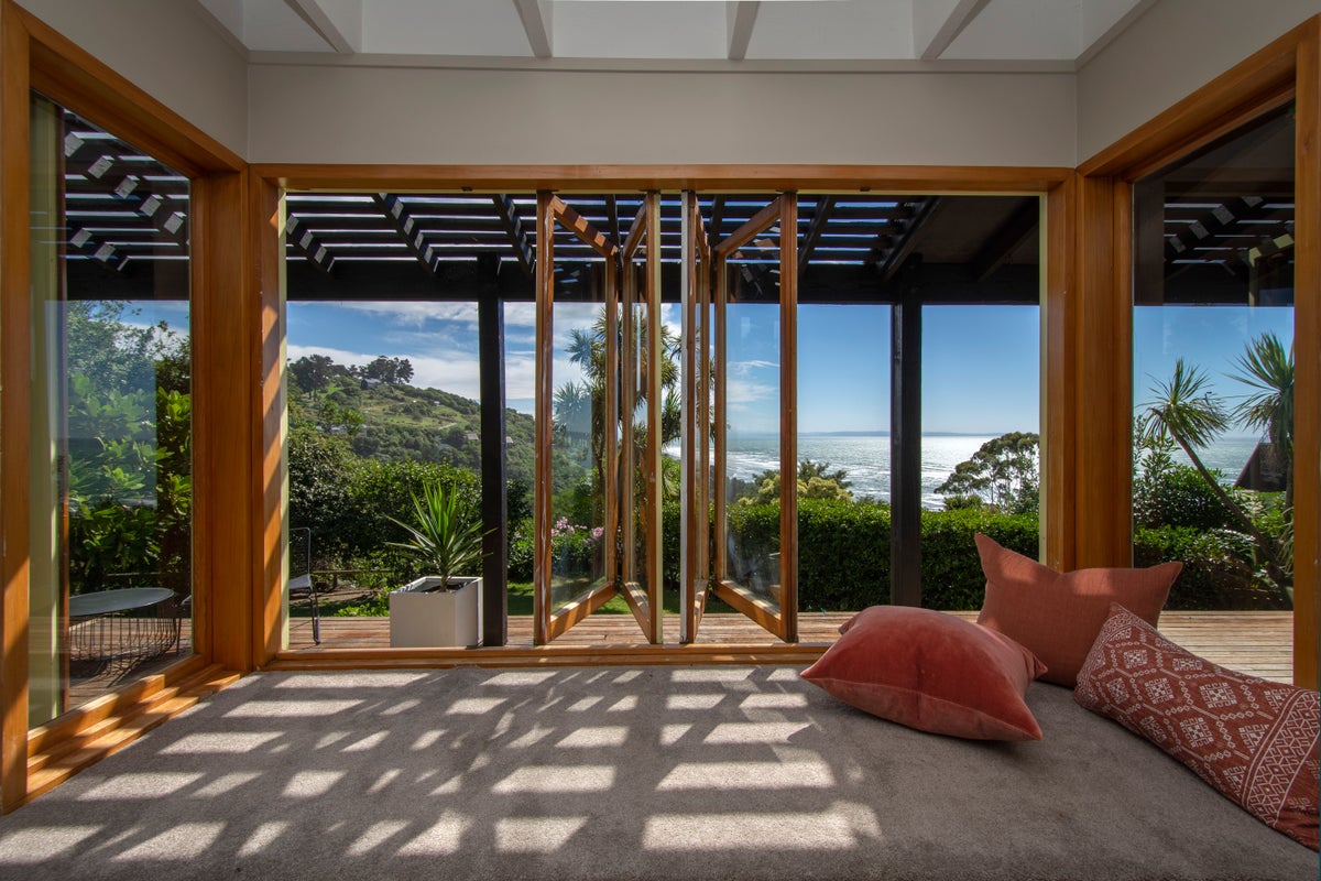 116 Richmond Hill Road, Richmond Hill, Christchurch - Carousel 2