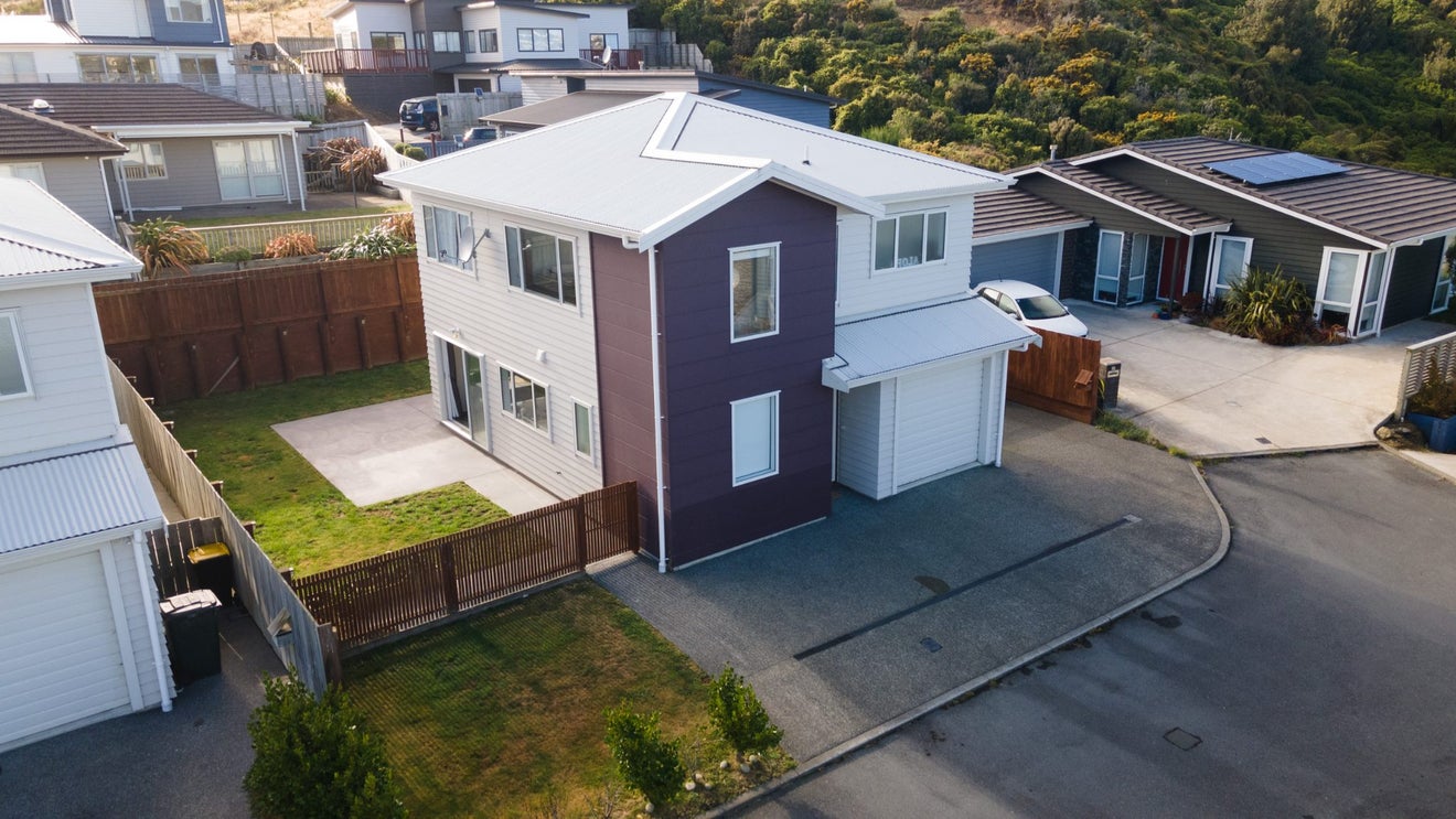 25 Trelawny Terrace, Grenada Village, Wellington - Carousel 1
