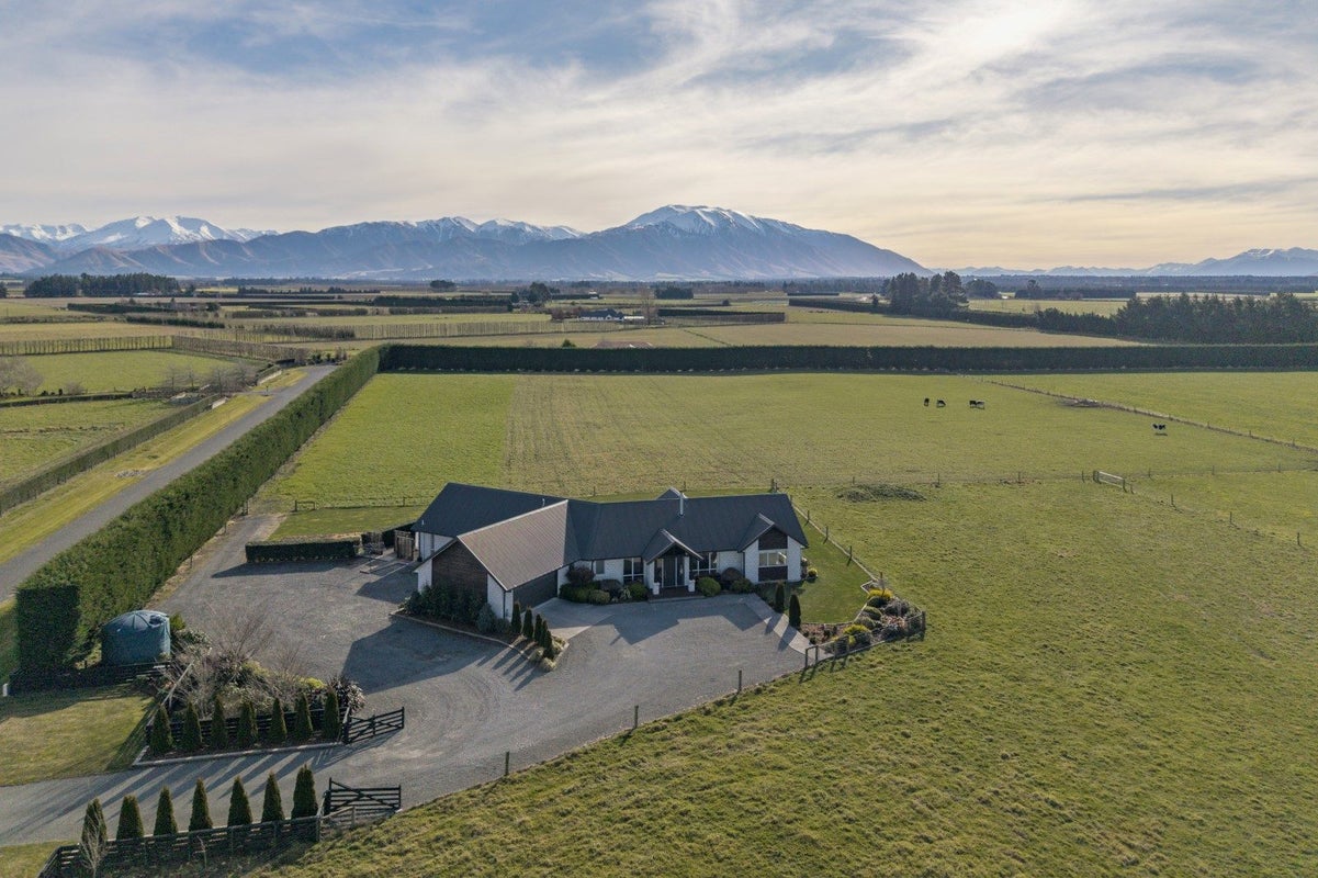 42 Nuffield Drive, Rakaia - Carousel 1
