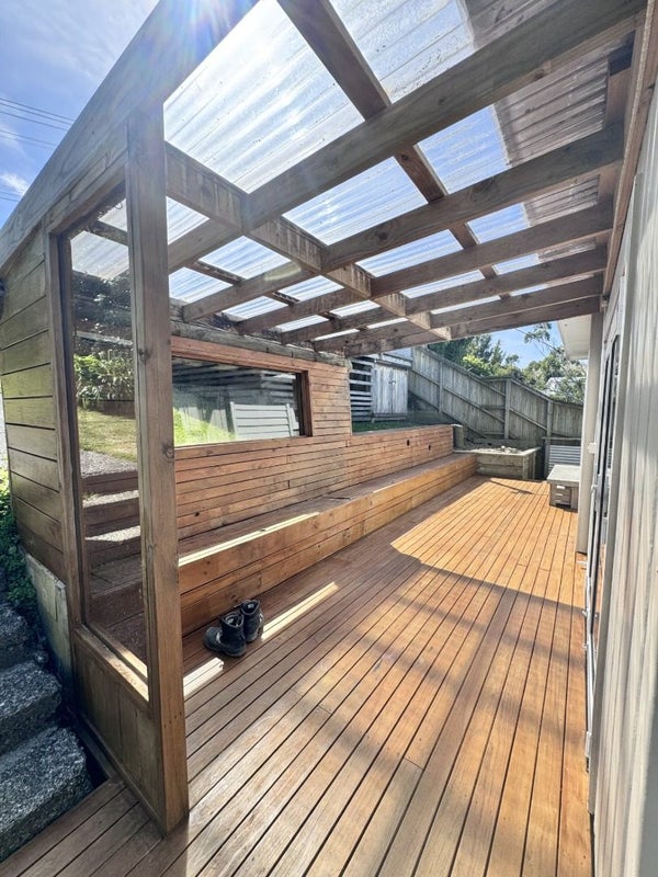 54 Gordon Road, Plimmerton, Porirua - Carousel 2