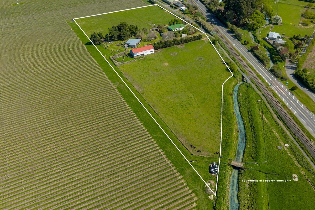44 School Road, Riverlands - Carousel 2