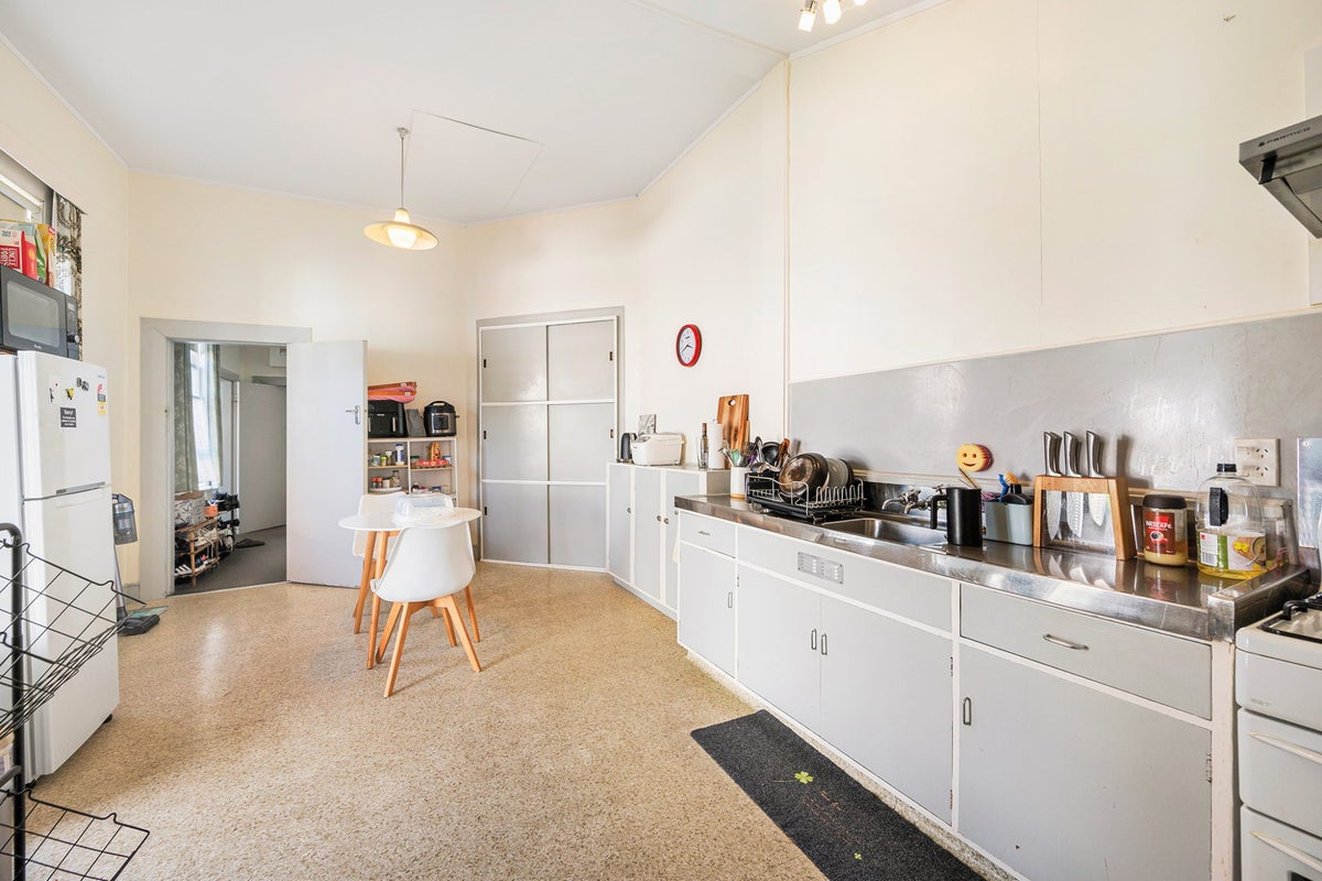 18-20 Poplar Grove, Thorndon, Wellington, Wellington - Carousel 2