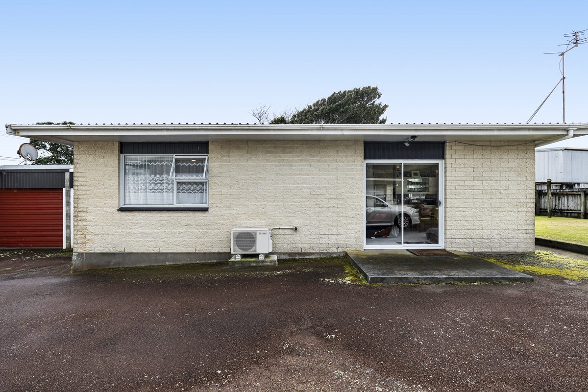 2/137A Ngamotu Road, Spotswood, New Plymouth, Taranaki - Carousel 15