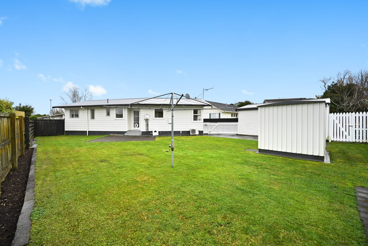 60 Fairview Street, Fairview Downs, Hamilton - Carousel 15