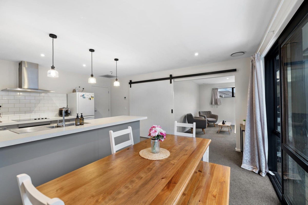 68 Toni's Terrace, Lower Shotover, Queenstown - Carousel 2