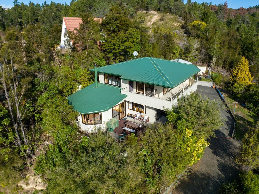 45 Martin Farm Road, Kaiteriteri - Carousel 2