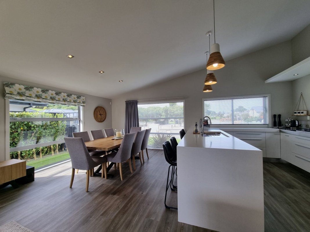 13 Mcrae Gardens, Kaikoura Flat, Kaikoura - Carousel 2