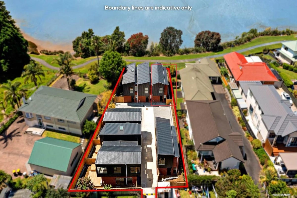 6/24 Carnoustie Drive, Wattle Downs, Auckland - Carousel 10