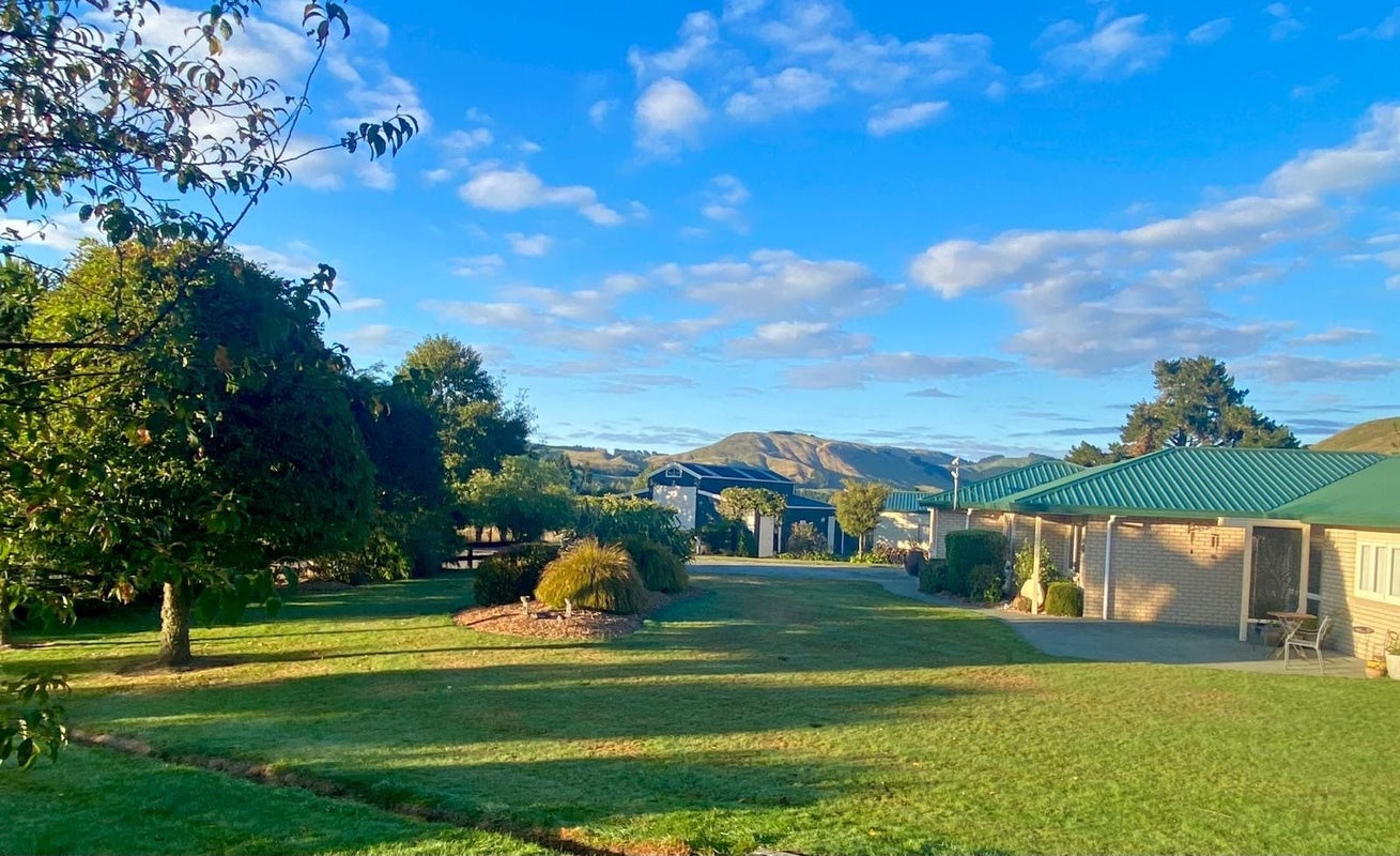 35 Hurunui Lane, Kinloch, Taupo - Carousel 1
