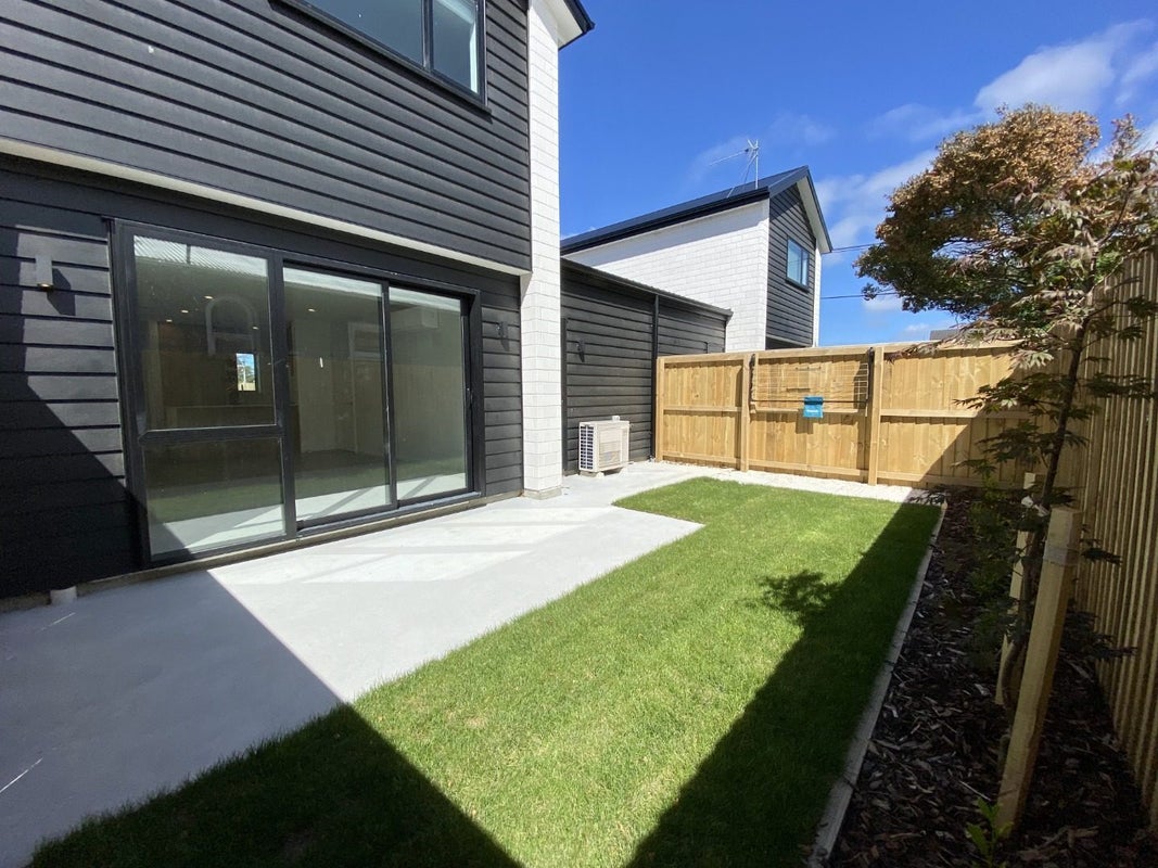 30B Hills Road, Edgeware, Christchurch - Carousel 11