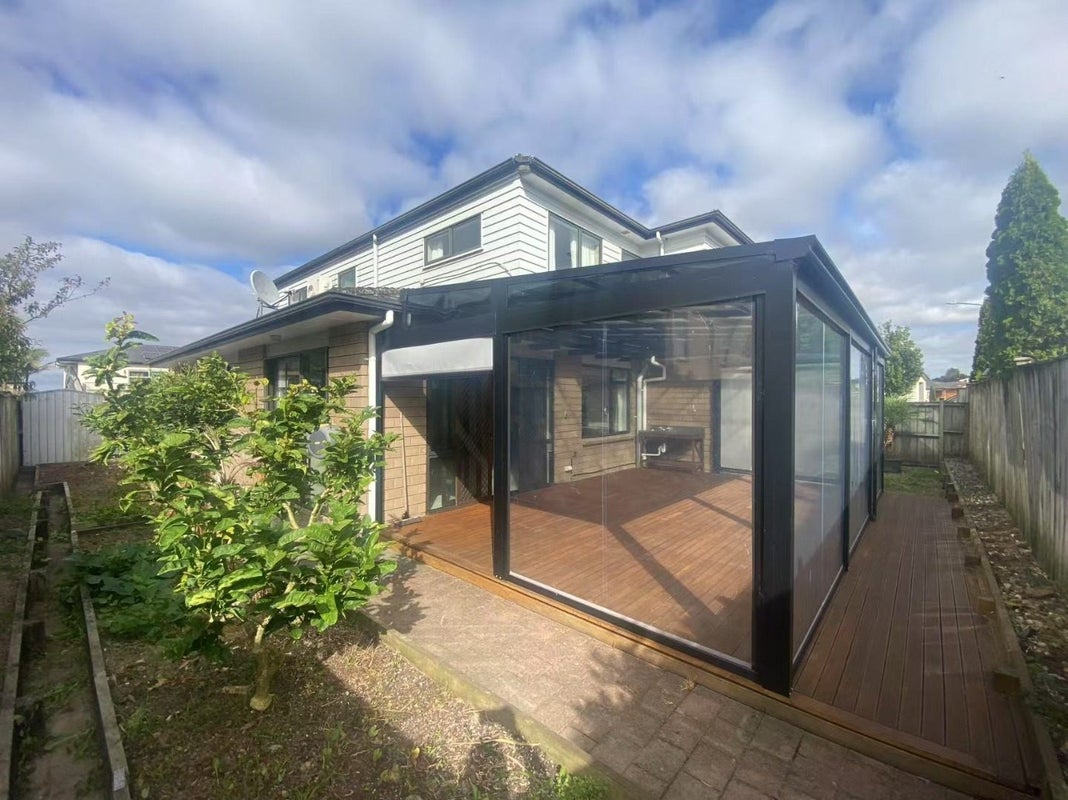 23 Andy Crescent, Flat Bush, Auckland - Carousel 1