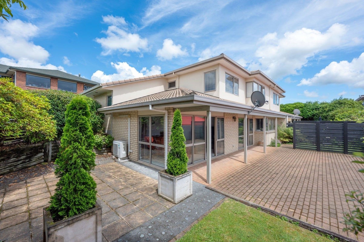 3 Cobbe Place, Pomare, Rotorua - Carousel 1